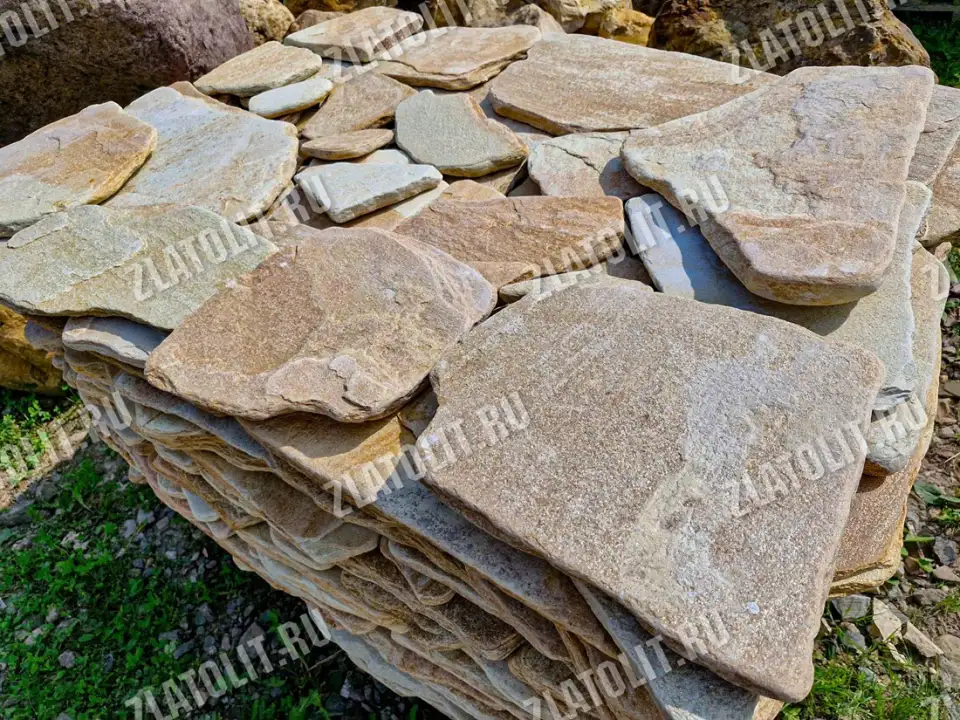 галтованный плитняк жёлтый златолит для мощения и облицовки в наличии от производителя